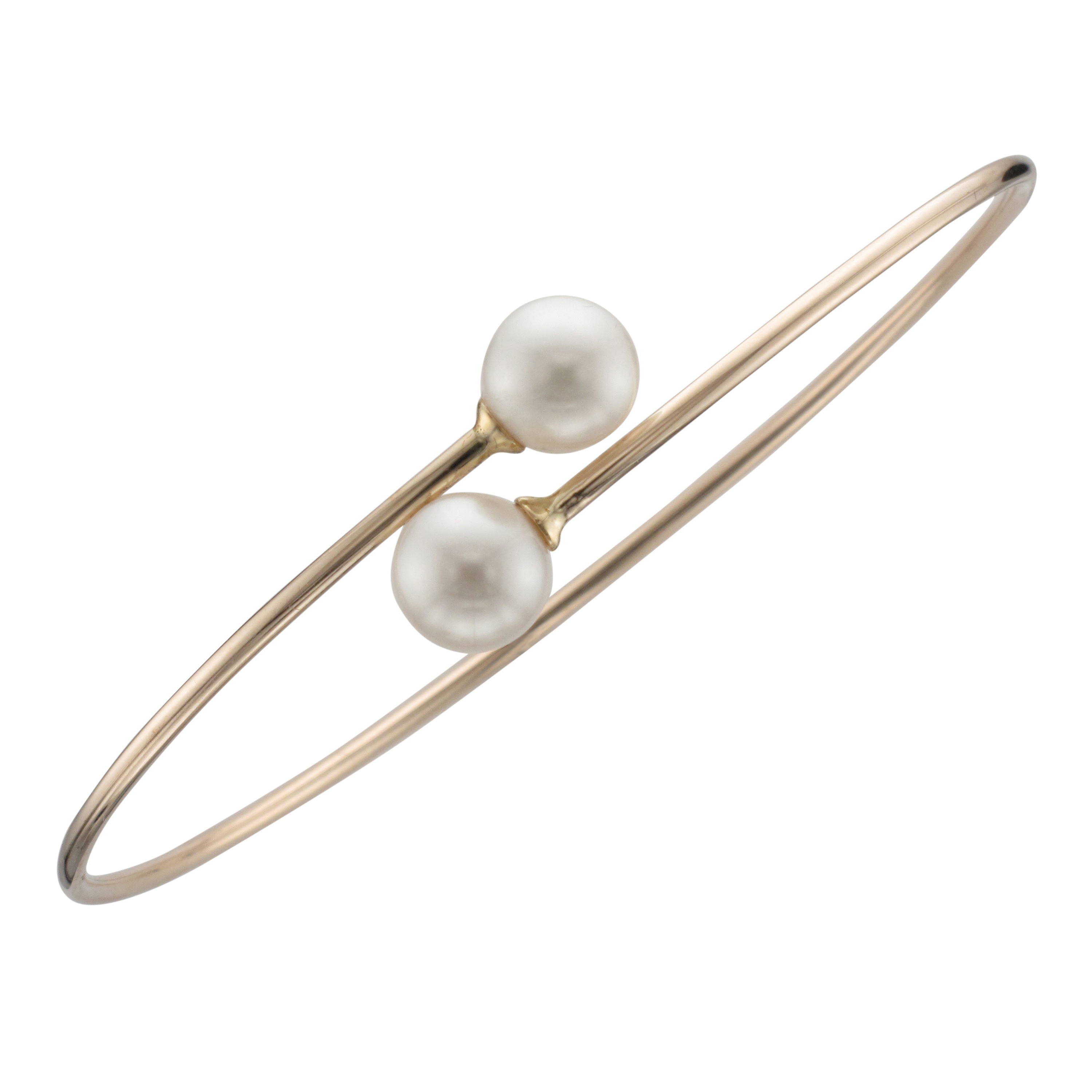 9CTY BANGLE 8MM CULT PEARLS